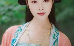 他的花蒂被揉得又红又肿怎么回事